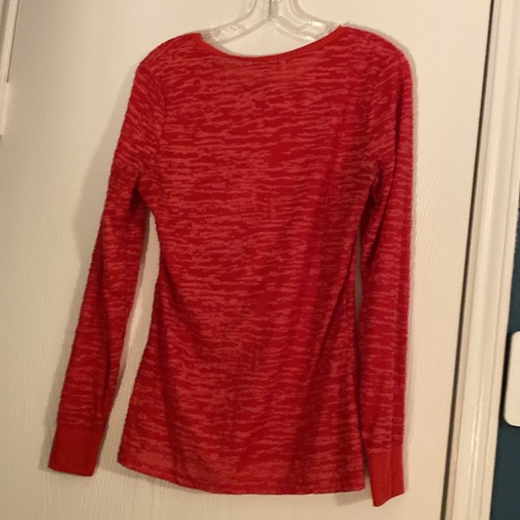 BKE size L red burnout long sleeve shirt - Picture 5 of 5